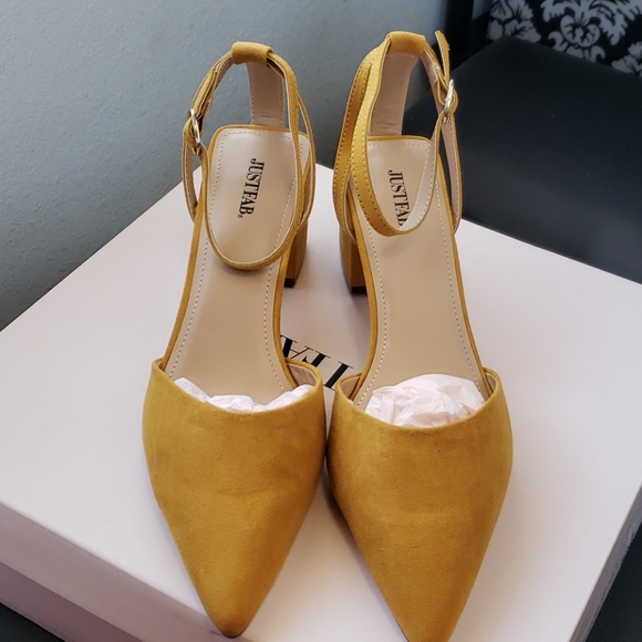 New in original packaging and box - Picture 3 of 6